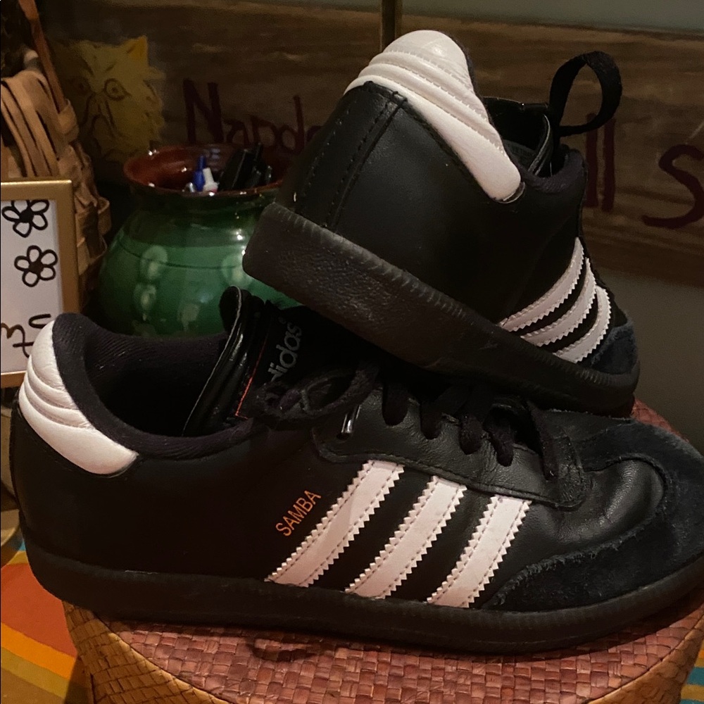 Adidas Samba Classic Leather Streetwear Sneakers Shoes Soccer Size 3.5 - Picture 3 of 12